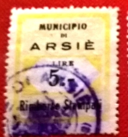 Marca da Bollo del Comune di ARSIE´ su Carta Bianca Sottile di dimensioni 24 x 29 mm