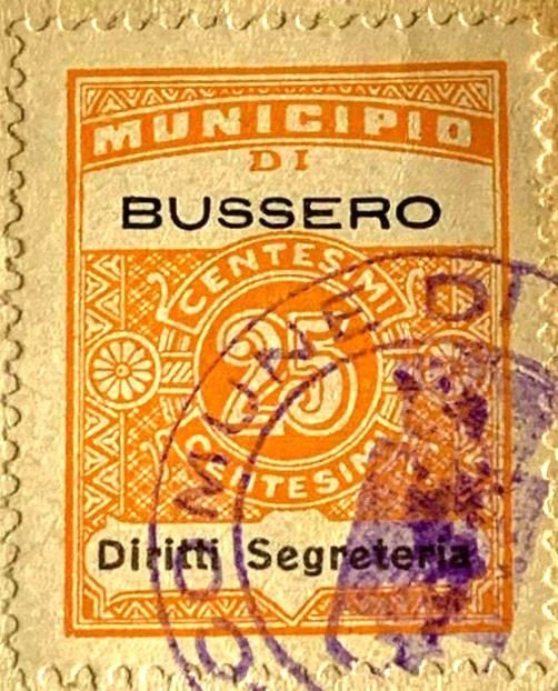 Marca da Bollo del Comune di BUSSERO su Carta Bianca di dimensioni 22,5 x 29 mm