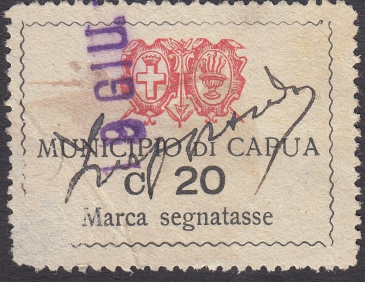 Marca da Bollo del Comune di CAPUA su Carta Colorata di dimensioni 32 x 27 mm