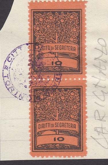 Marca da Bollo del Comune di CARIGNANO su Carta Bianca Sottile di dimensioni 22,5 x 28 mm