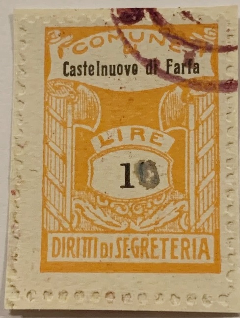 Marca da Bollo del Comune di CASTELNUOVO DI FARFA su Carta Bianca di dimensioni 22 X 33 mm