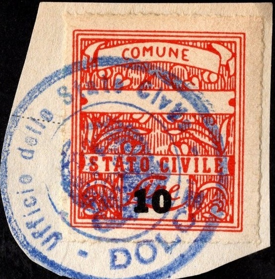 Marca da Bollo del Comune di DOLCE su Carta Bianca di dimensioni 23 x 27 mm