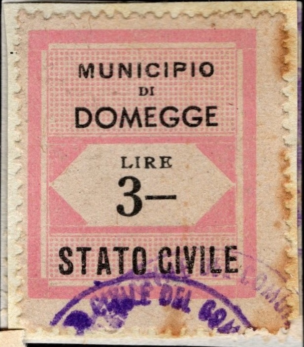 Marca da Bollo del Comune di DOMEGGE DI CADORE su Carta Bianca di dimensioni 23 x 27 mm