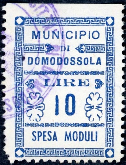 Marca da Bollo del Comune di DOMODOSSOLA su Carta Bianca di dimensioni 22,5 x 31 mm