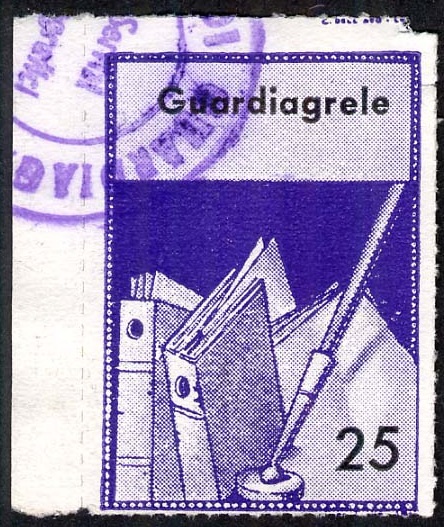 Marca da Bollo del Comune di GUARDIAGRELE su Carta Bianca di dimensioni 22 x 30 mm