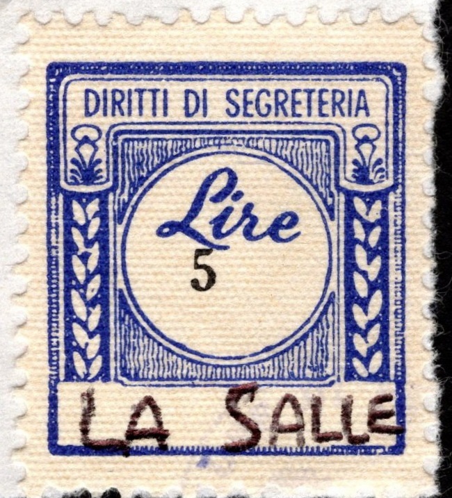 Marca da Bollo del Comune di LA SALLE su Carta Bianca di dimensioni 22 x 27 mm