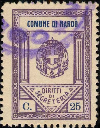Marca da Bollo del Comune di NARDO´ su Carta Bianca di dimensioni 22 x 31 mm