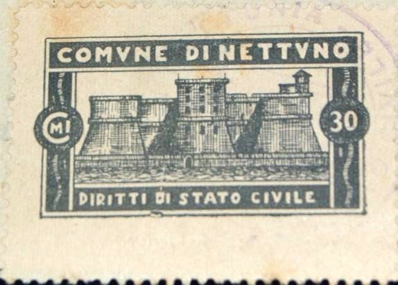Marca da Bollo del Comune di NETTUNO su di dimensioni 39 x 21,5 mm