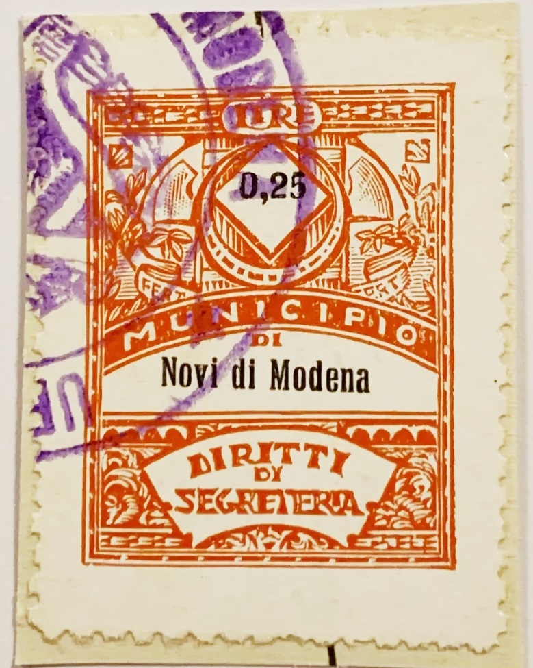 Marca da Bollo del Comune di NOVI DI MODENA su Carta Bianca Sottile di dimensioni 22 X 33 mm