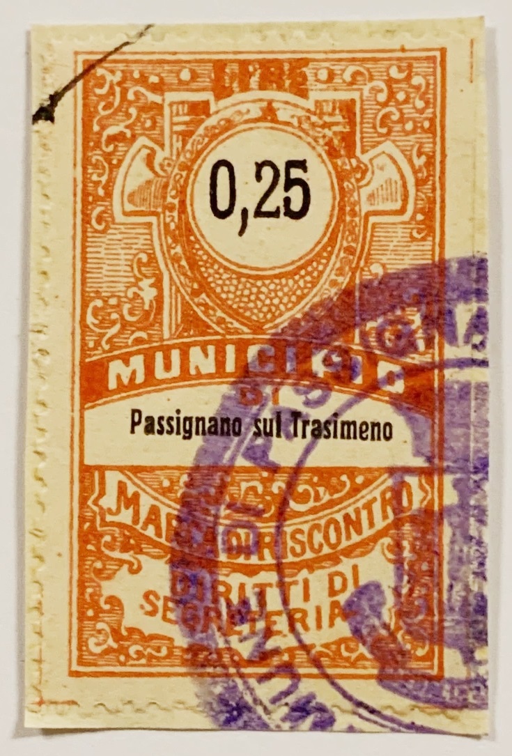 Marca da Bollo del Comune di PASSIGNANO SUL TRASIMENO su Carta Bianca di dimensioni 26 x 43,5 mm