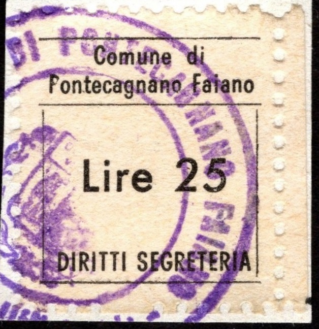 Marca da Bollo del Comune di PONTECACAGNANO FAIANO su Carta Bianca di dimensioni 17,5 x 19,5 mm