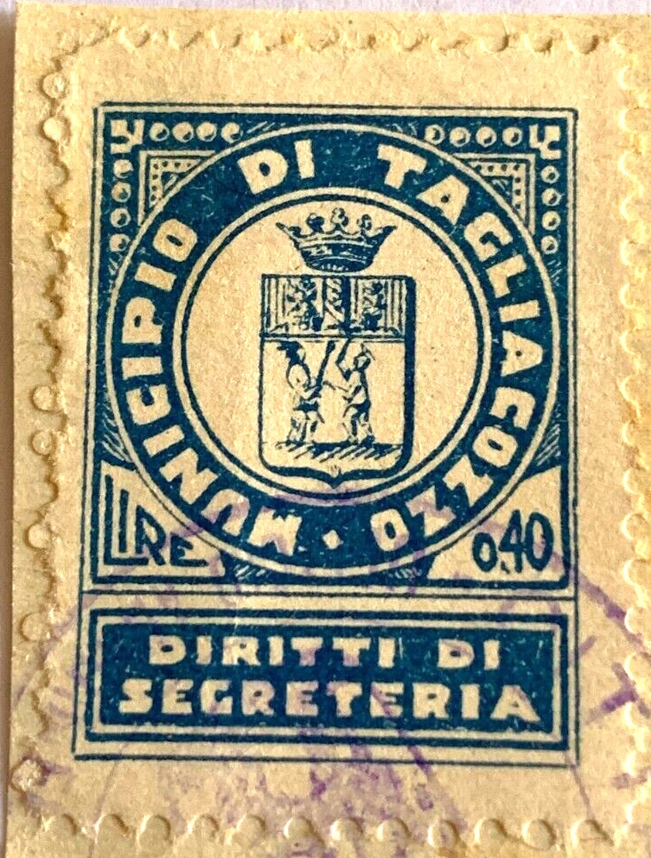 Marca da Bollo del Comune di TAGLIACOZZO su Carta Bianca di dimensioni 21 X 27 mm