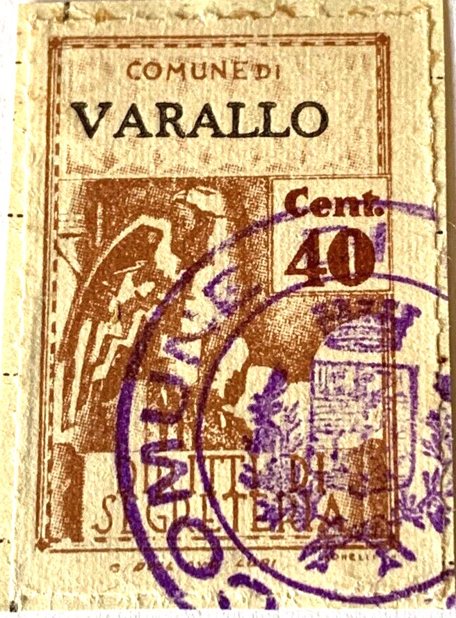 Marca da Bollo del Comune di VARALLO su Carta Bianca di dimensioni 22,5 x 31 mm