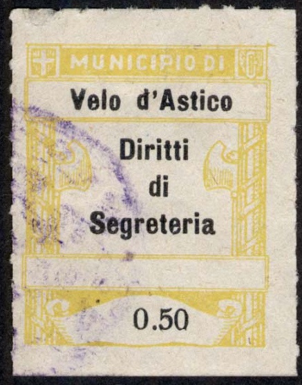Marca da Bollo del Comune di VELO D´ASTICO su di dimensioni 18 x 28,5 mm