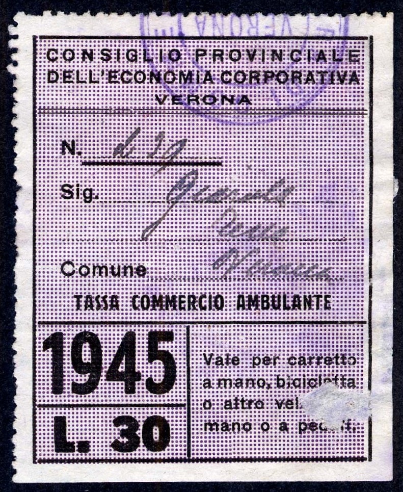 Marca da Bollo del Comune di VERONA su Carta Bianca di dimensioni 30 x 43 mm