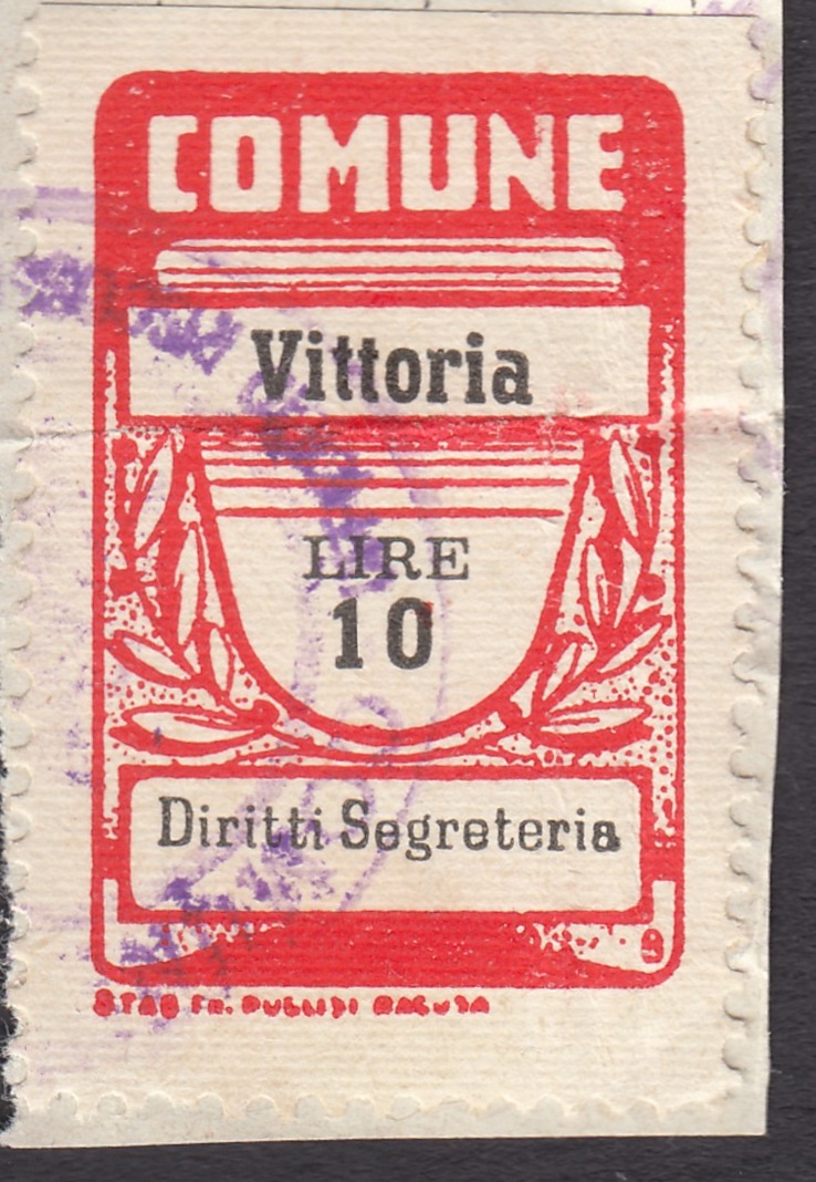 Marca da Bollo del Comune di VITTORIA su Carta Bianca di dimensioni 21 X 33,5 mm